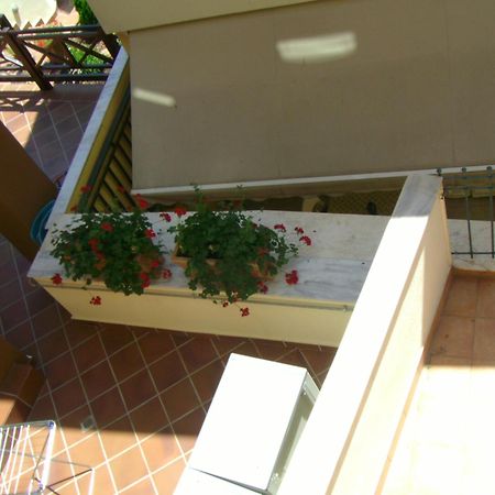 Kripis Studio Салоніки Номер фото